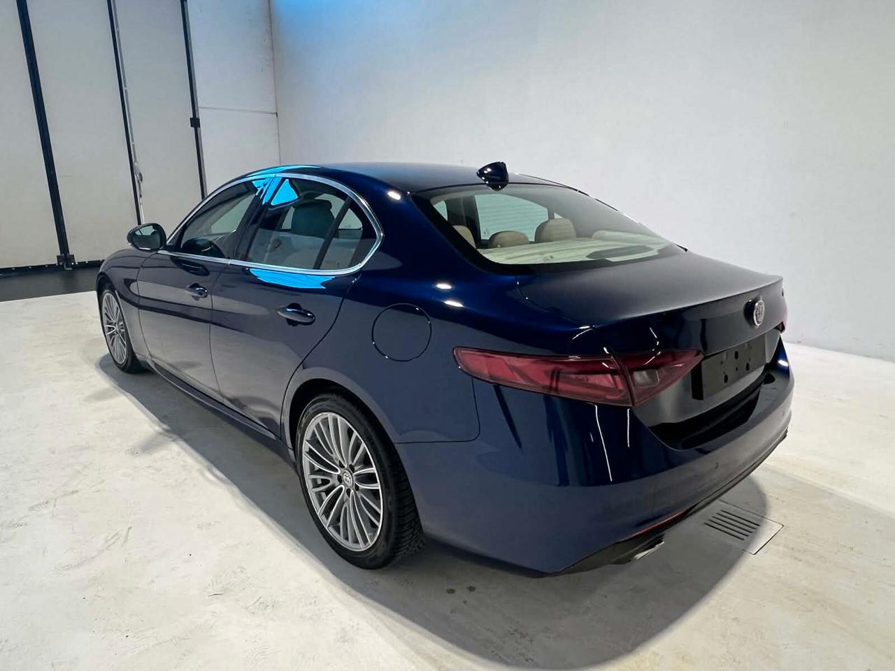 Alfa Romeo Giulia 2.2 Turbodiesel 180 CV AT8 Business Sport Launch Ed.