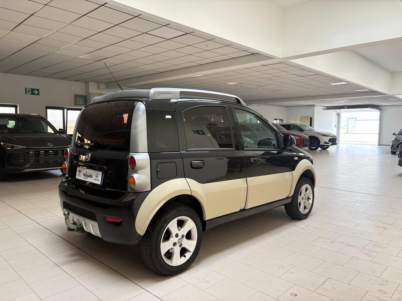 Fiat Panda 1.3 mjt 16v Cross esp 4x4