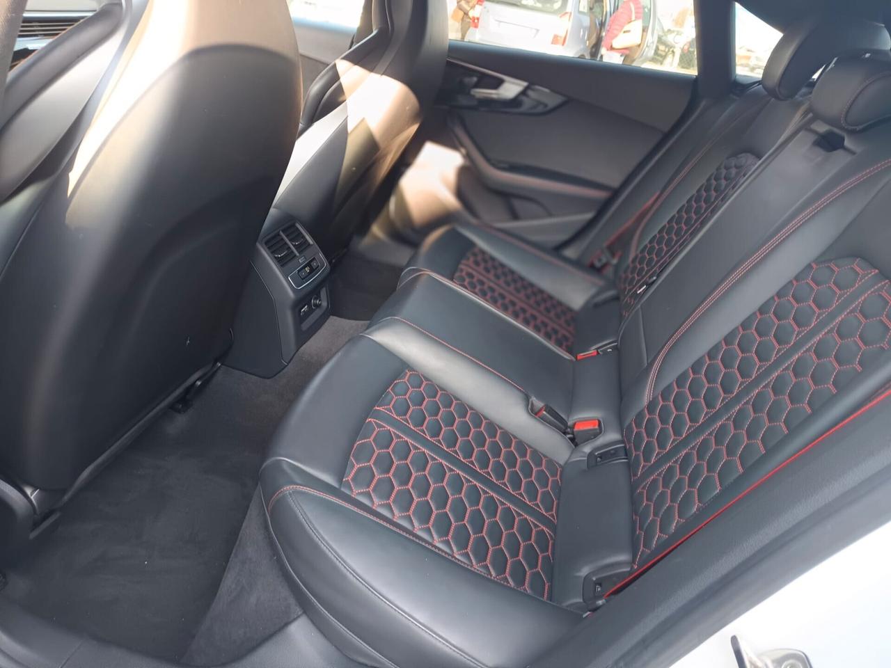 Audi RS5 SPB Competition Tua a 805€/Mese