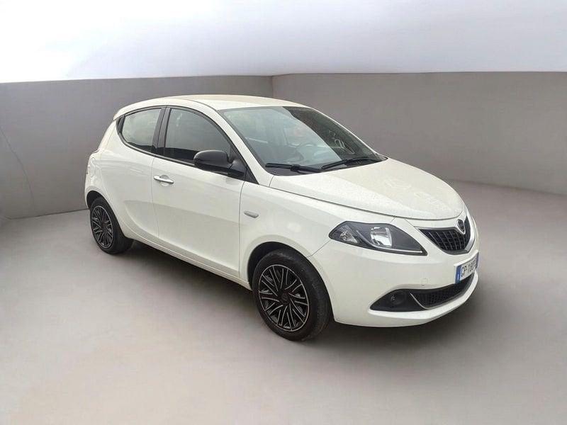 Lancia Ypsilon Ypsilon 1.0 firefly hybrid Gold s&s 70cv 5p.ti