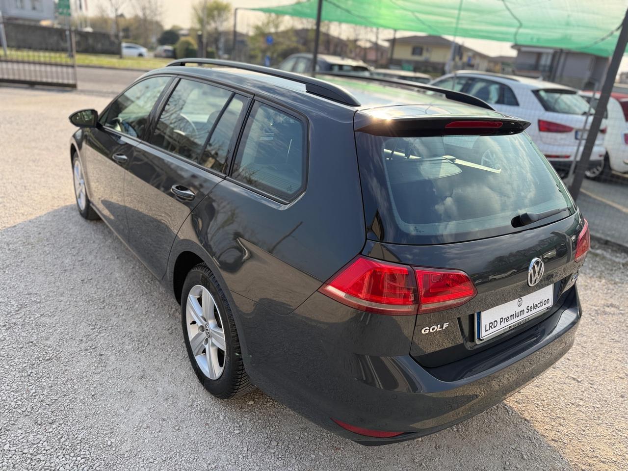 Volkswagen Golf Variant VII 2013 1.6 tdi Trendline 90cv E6
