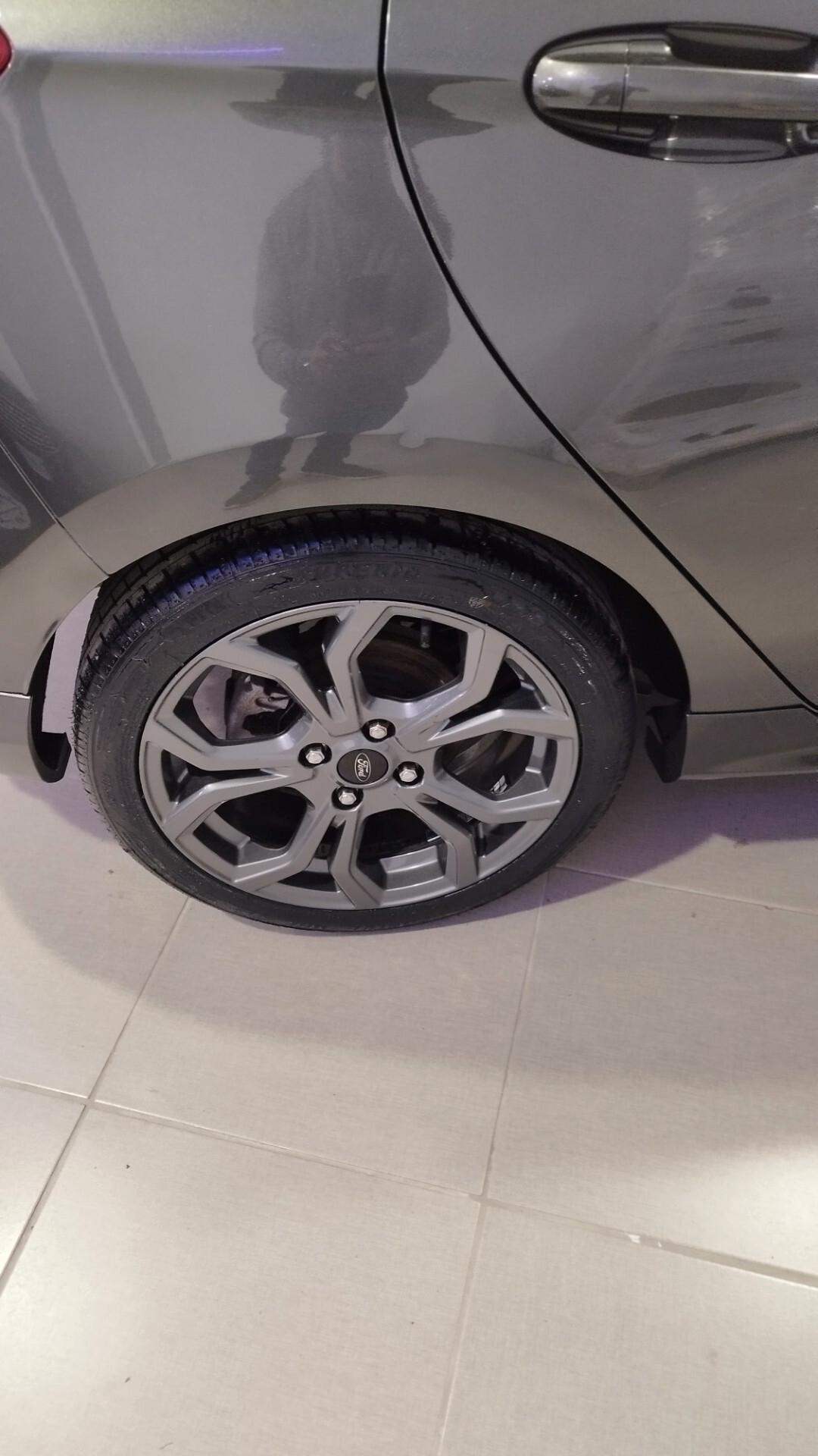 Ford Fiesta 1.5 TDCi 5 porte ST-Line