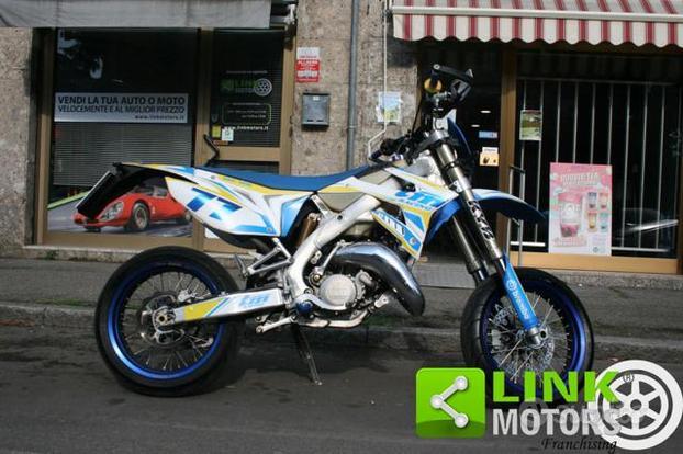 TM MOTO SMM 125 RACING