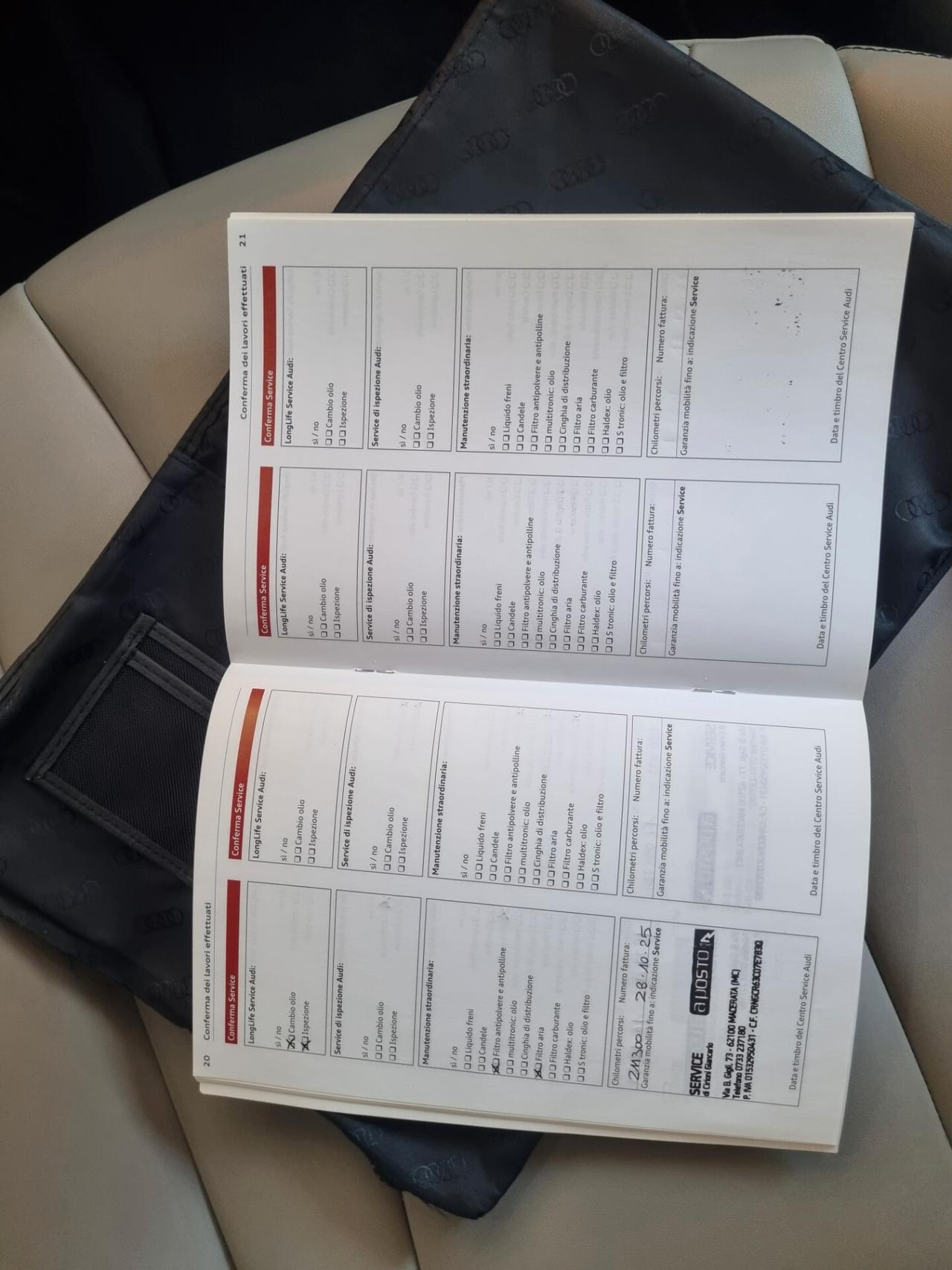Audi A1 SPB 1.6 TDI 105 CV Ambition, PELLE, BI-XENON, NAVI