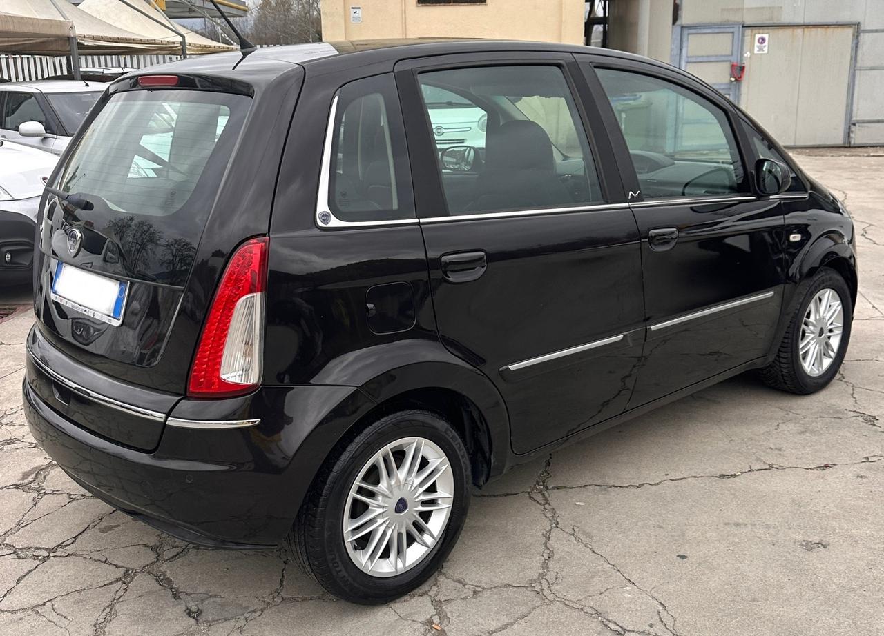 Lancia MUSA 1.3 Mjt 95 CV Gold 2012