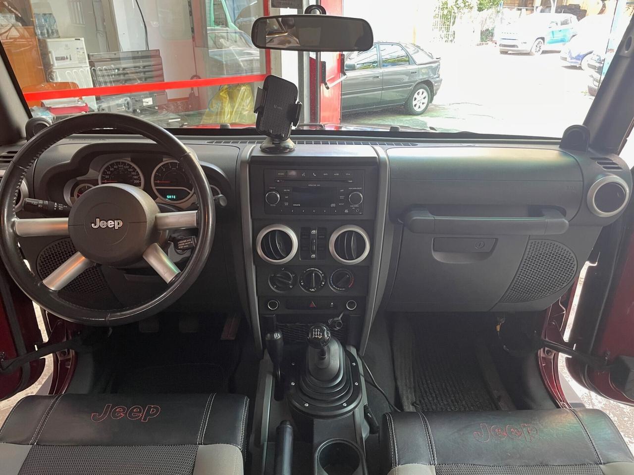 Jeep Wrangler Unlimited 3.8 Sahara