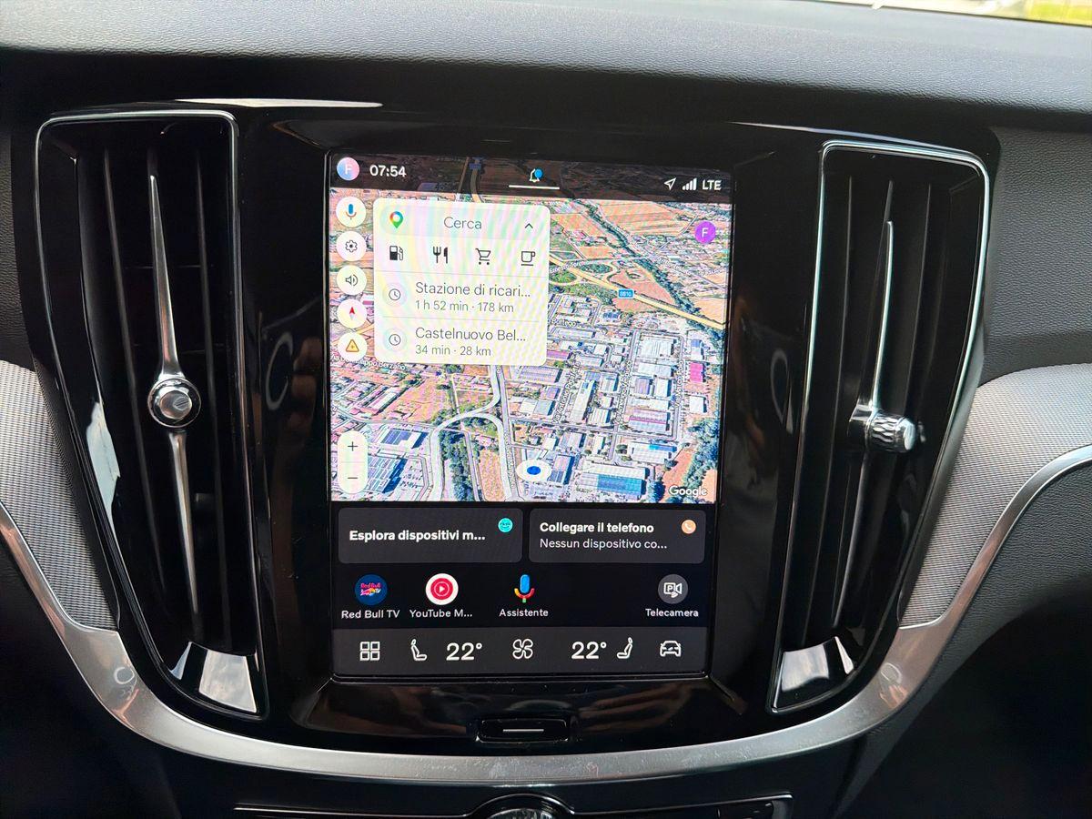 VOLVO V60 2.0 b4 Plus Dark auto