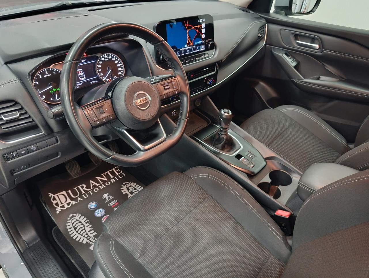Nissan Qashqai MHEV 140 CV Business