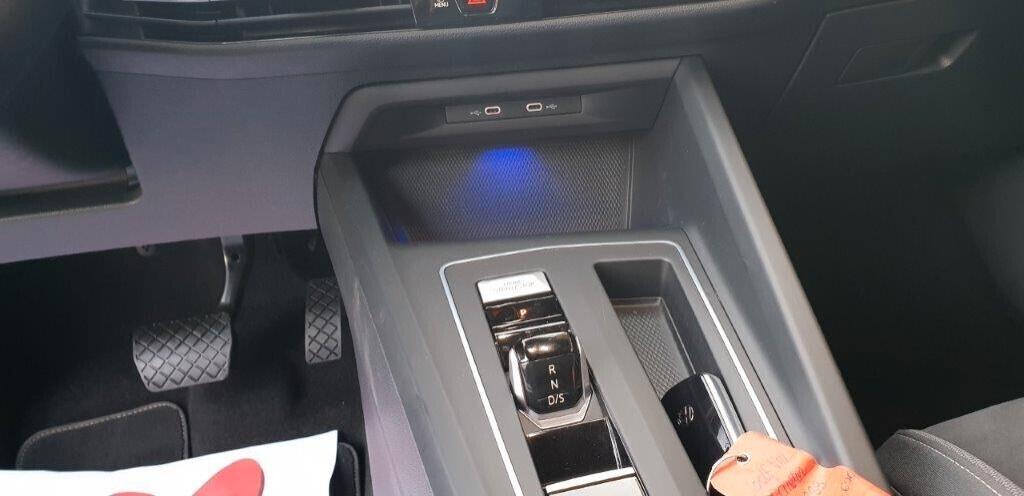 Volkswagen Golf 2.0 TDI 150 CV DSG SCR Style AZIENDALE 11.000 KM