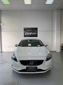 Volvo V40 D2 R-design Momentum