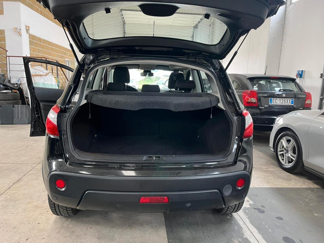 Nissan Qashqai 1.5 dCi DPF Tekna 2011