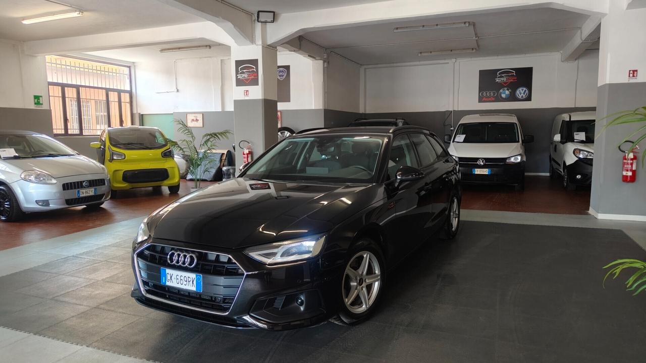 Audi A4 Avant 30 TDI/136 CV S tronic line edition