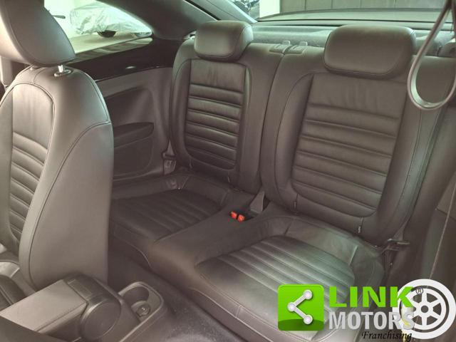VOLKSWAGEN Maggiolino 2.0 TDI DSG Sport GARANZIA INCLUSA