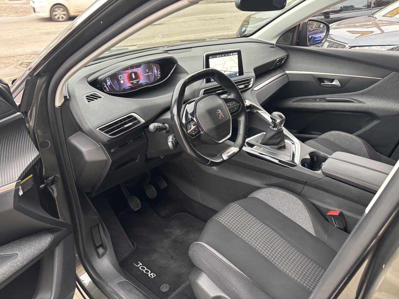 Peugeot 3008 BlueHDi 130 cv - 2019