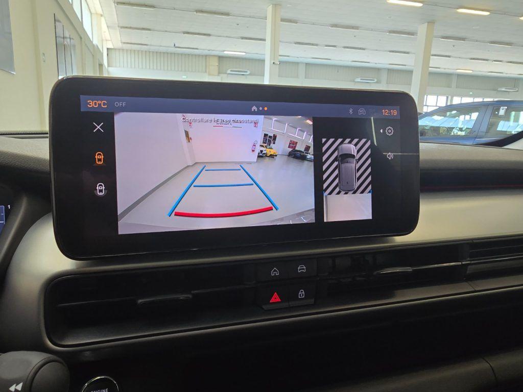 Jeep Avenger 1.2 Turbo 100 CV e-Hybrid Summit + Tetto