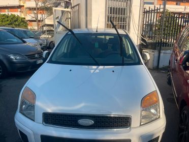 Ford Fusion 1.6 TDCi 5p. Collection