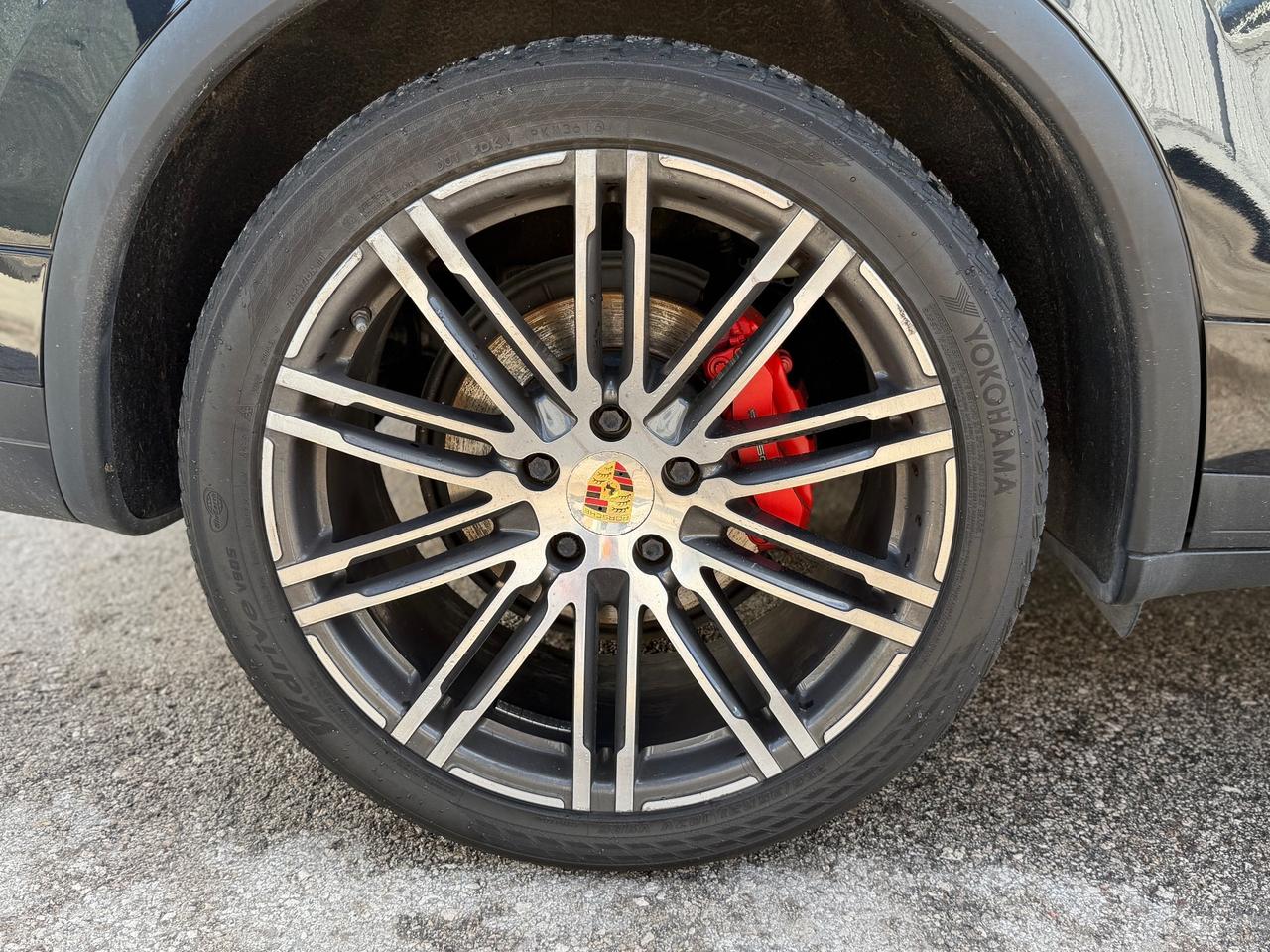 Porsche Cayenne 3.0 Diesel RESTYLING