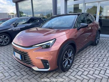 Lexus LBX Hybrid Cool