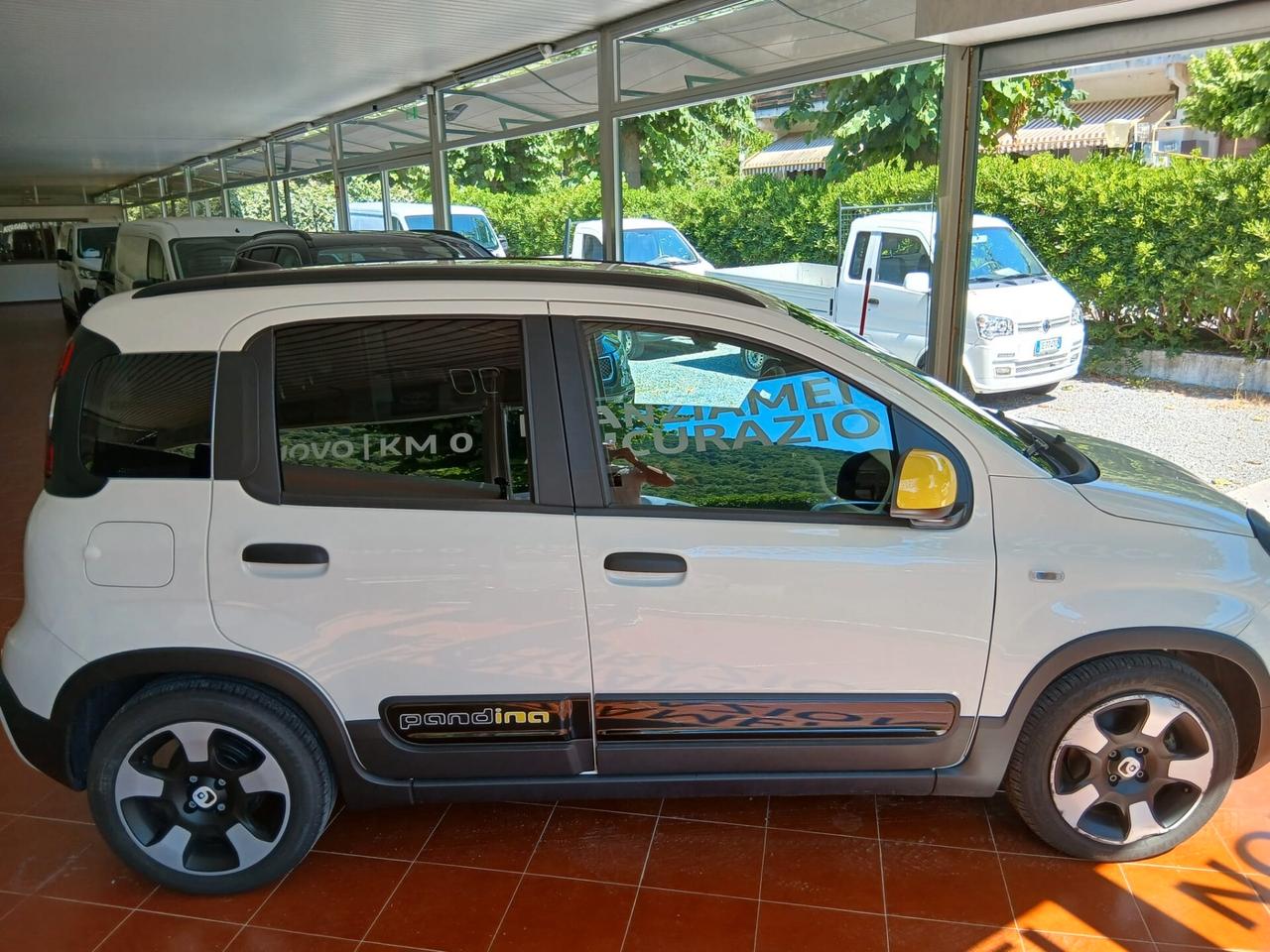 Fiat Pandina 2025 Cross 1.0 Hybrid 70cv no Vincoli