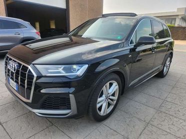 Audi Q7 5.0 tdi quattro s-line 7 posti full