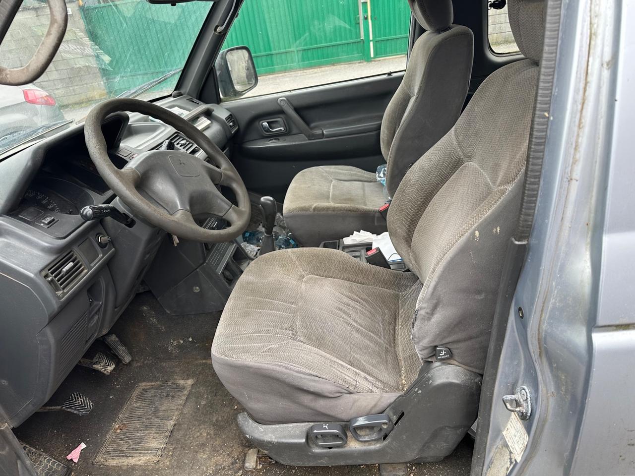 Mitsubishi Pajero 2.5 TDI 3p NON PARTE