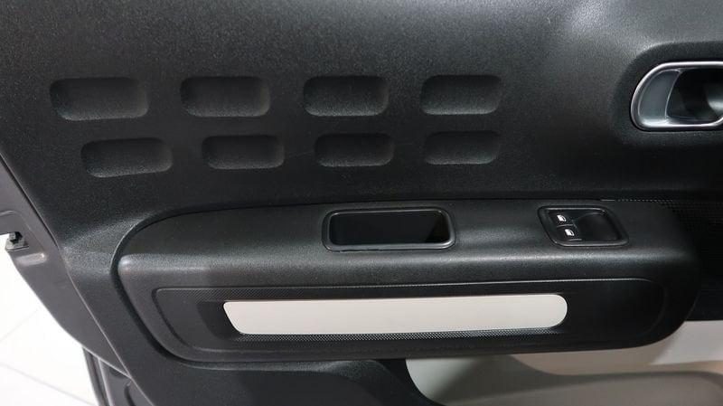 Citroën C3 PureTech 83 S&S Feel Neo patentati