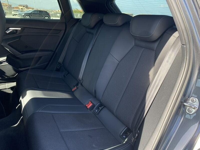 Audi A3 SPB S Line interno ed esterno 2.0 TDI 150CV S-Tronic 35