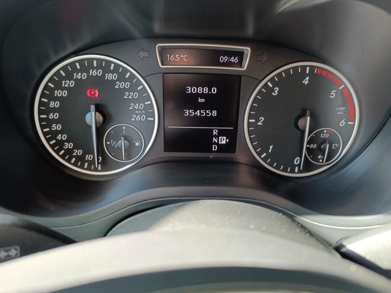 Mercedes-benz B 180 CDI BlueEFFICIENCY Premium