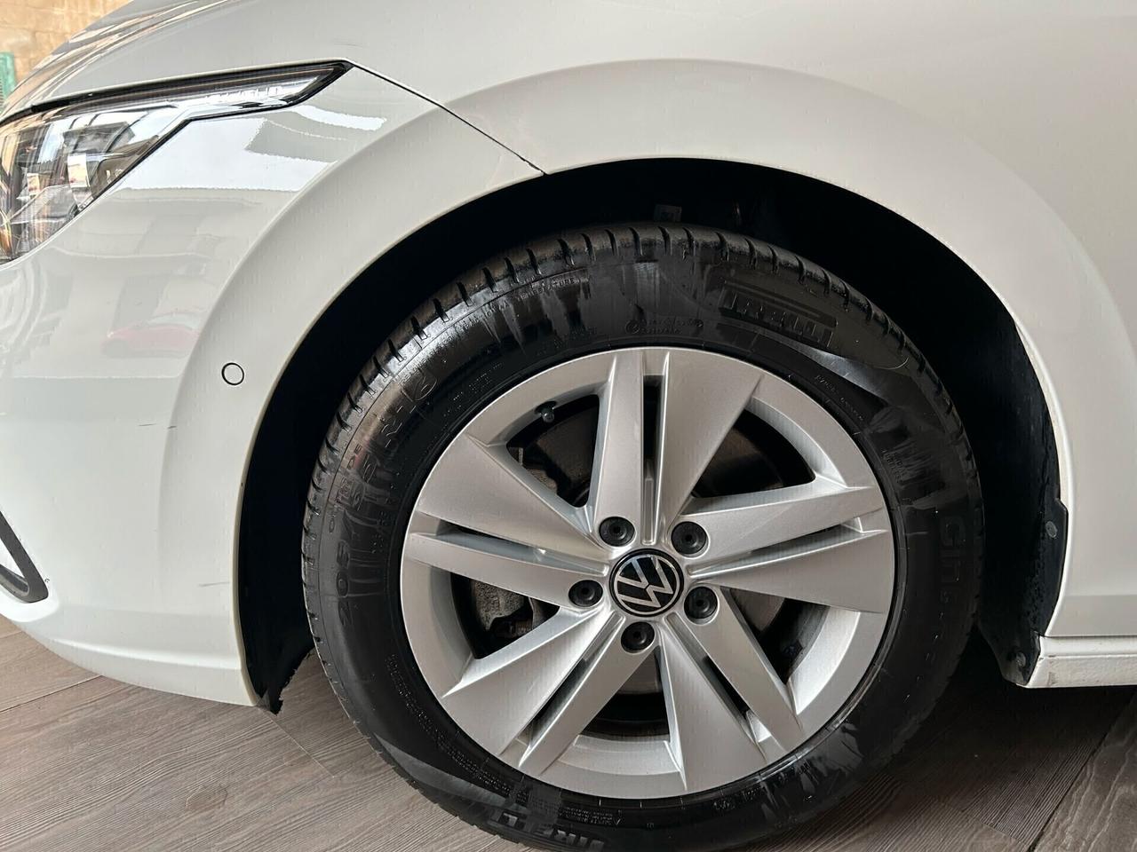 Volkswagen Golf 1.5 eTSI 150 CV EVO ACT DSG Life