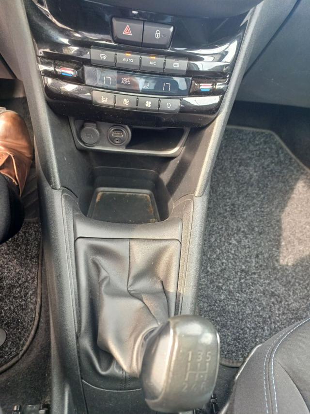 PEUGEOT 208 1° serie PureTech 82 5 porte Allure