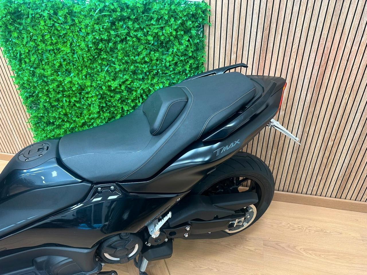YAMAHA TMAX T-MAX T MAX 560 TECH - 2023 9.000KM