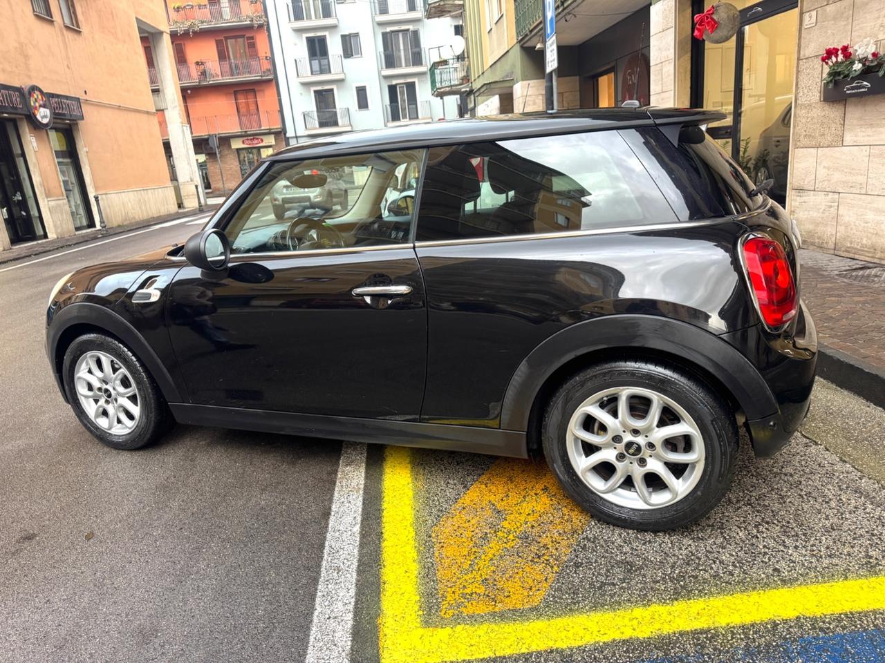Mini Cooper 1.5D idonea neo patentati