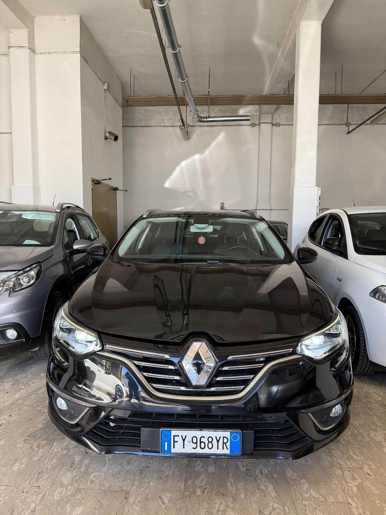 Renault Megane Mégane Sporter Blue dCi 115 CV EDC Business