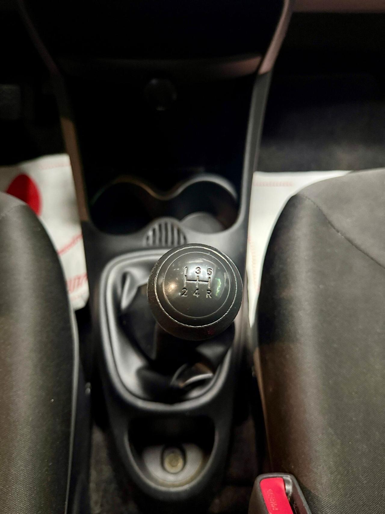 Toyota Aygo 1.0 12V VVT-i 5 porte Active Connect