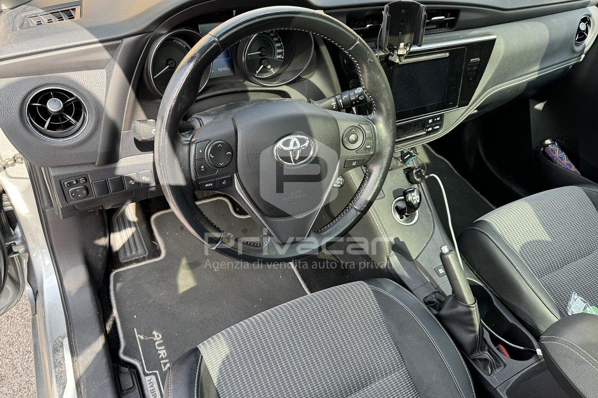 TOYOTA Auris Touring Sports 1.8 Hybrid Lounge