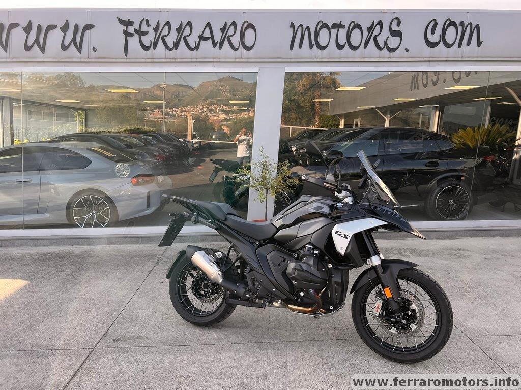 Bmw R 1300 GS triple black a 219 euro al mese senza anticipo