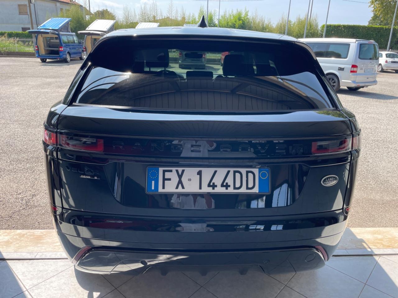 Land Rover Range Velar 2.0D I4 240 CV R-Dynamic