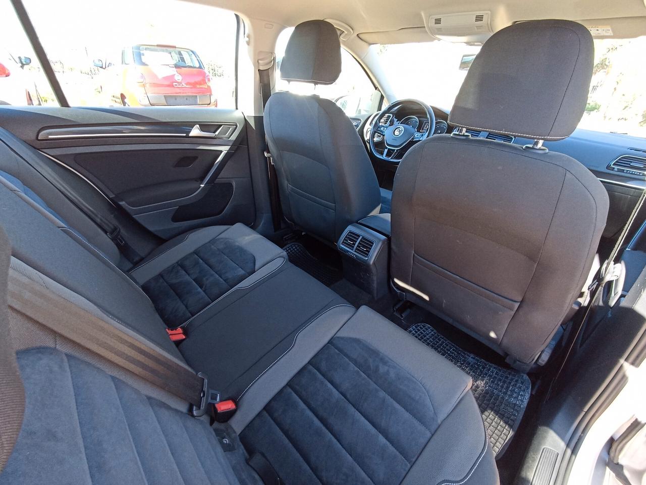 Volkswagen Golf 1.6 TDI 105 Cv 5p. Highline BMT - 2014