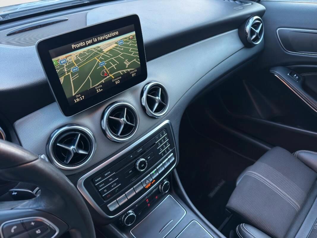 Mercedes Classe GLA 200 d Sport 4matic auto