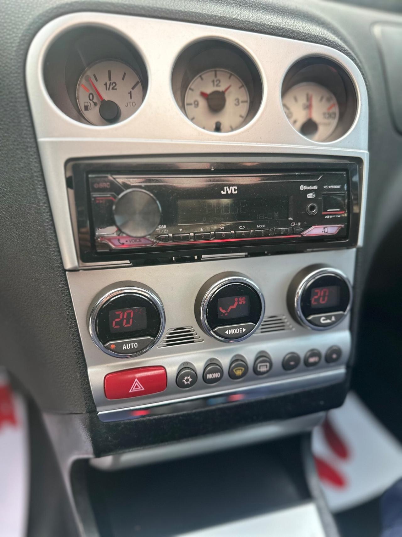 Alfa Romeo 156 1.9 JTD 16V Impression