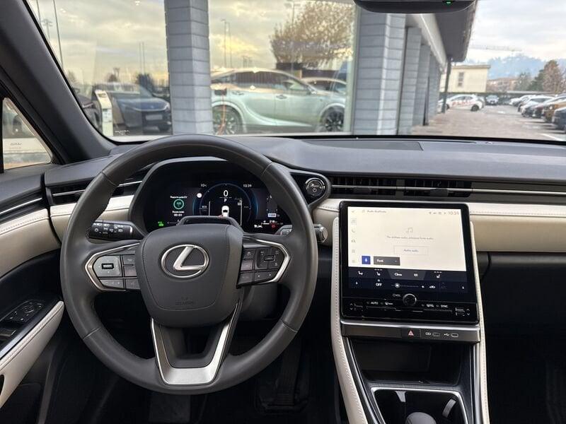 Lexus LBX LBX Hybrid Elegant