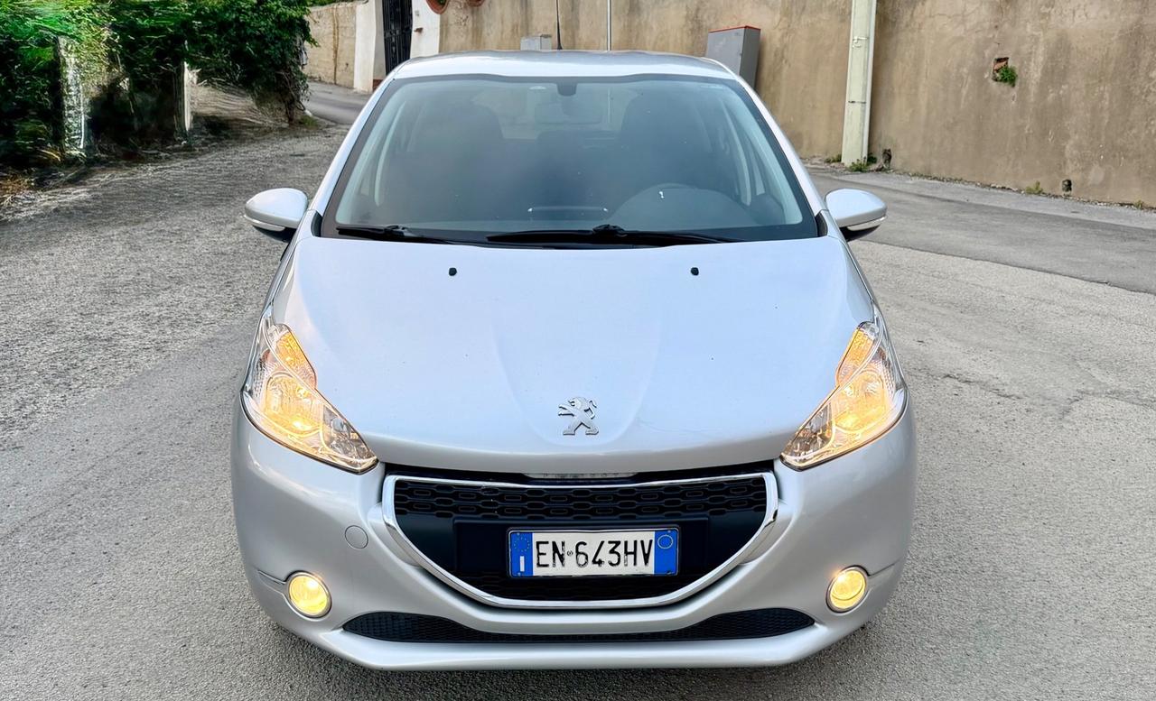 Peugeot 208 1.4 HDi 68 CV 5 porte Active