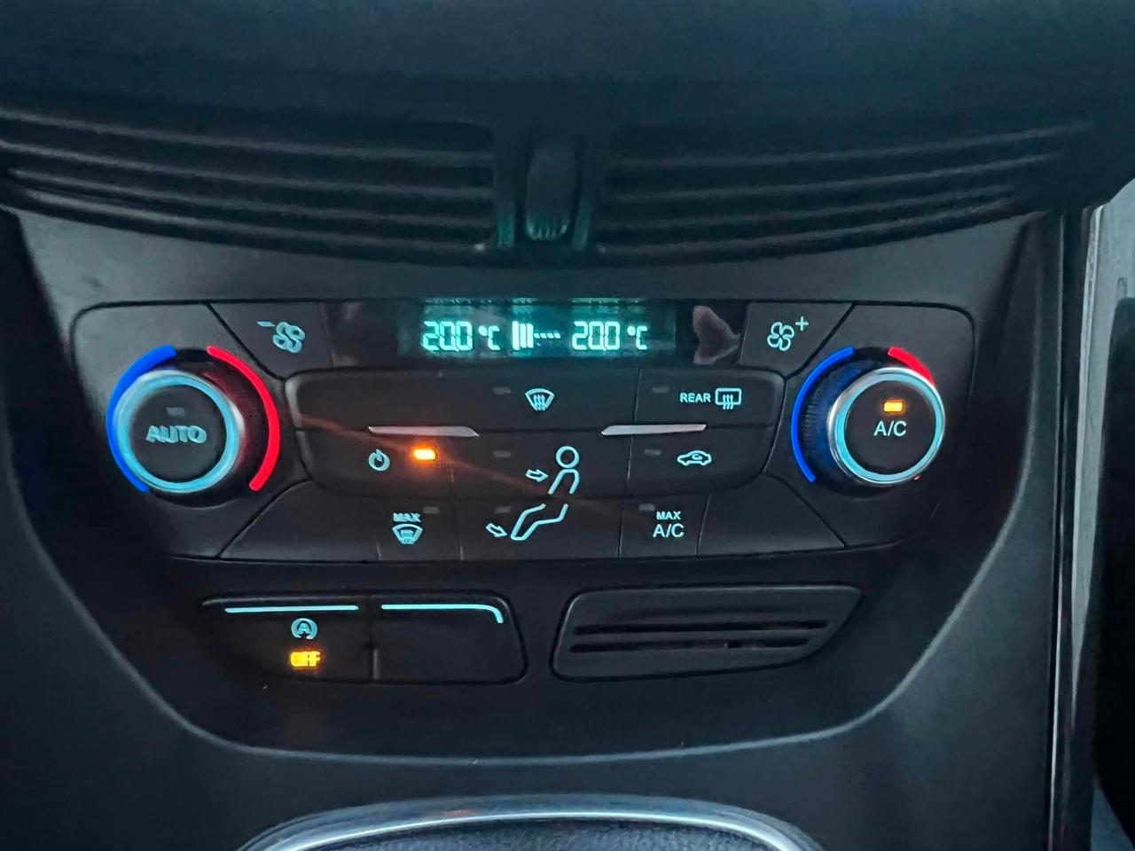 Ford Kuga 1.5 TDCI 120 CV