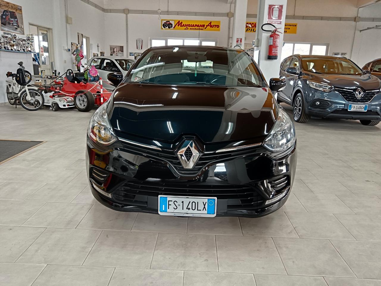 Renault Clio 1.2 75CV 5 porte Zen