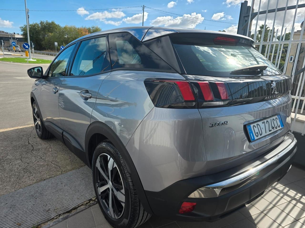 Peugeot 3008 BlueHDi 130 S&S Allure