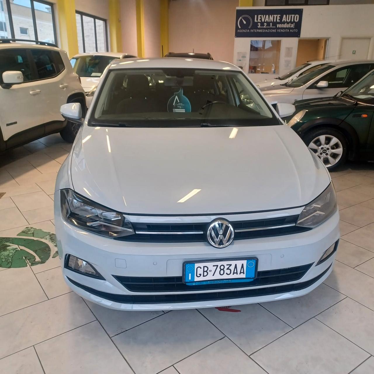 70.118KM SEMBRA NUOVA VW POLO 1.0 NEOPATENTATI