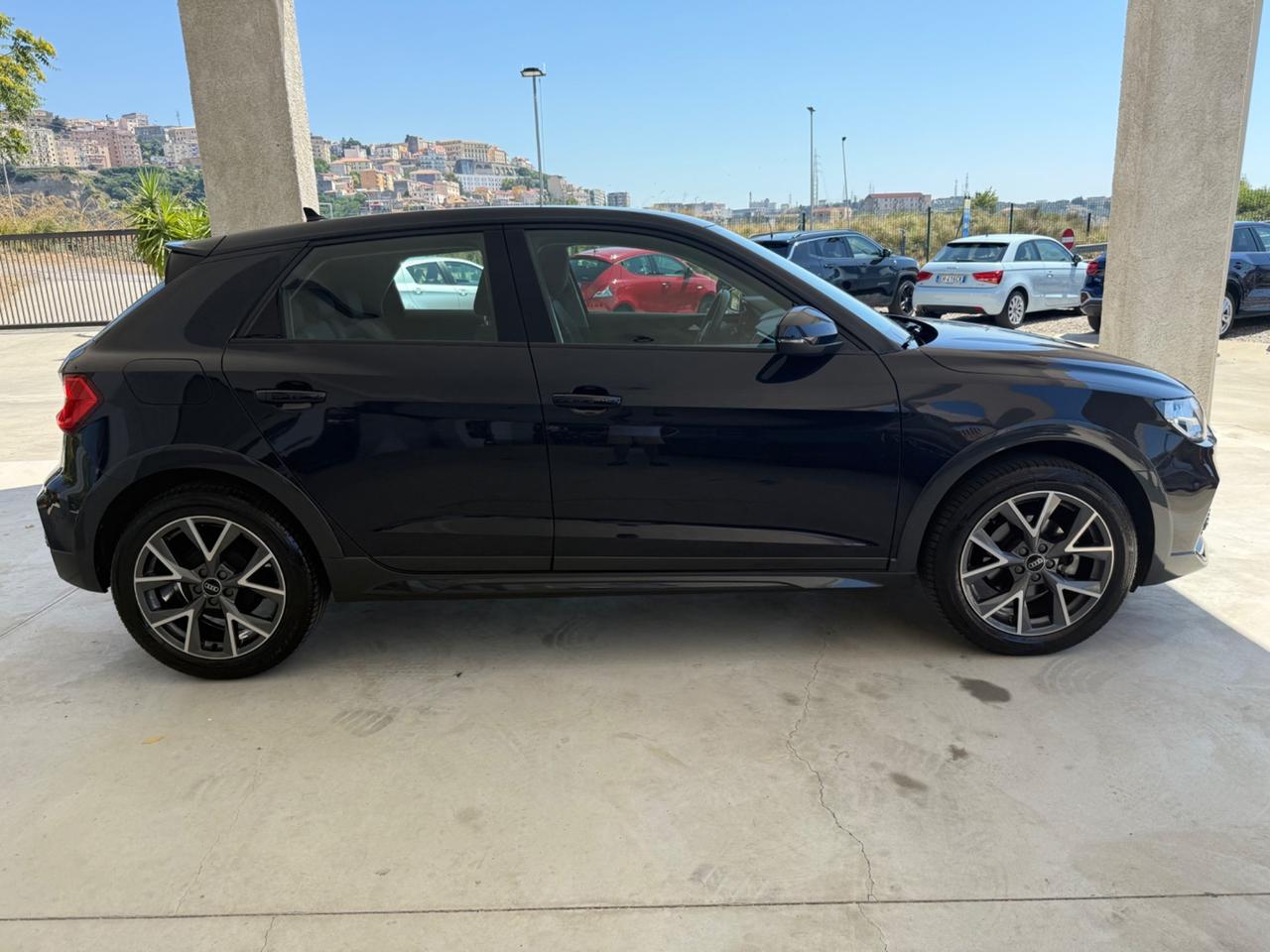 Audi A1 citycarver 25 TFSI Admired