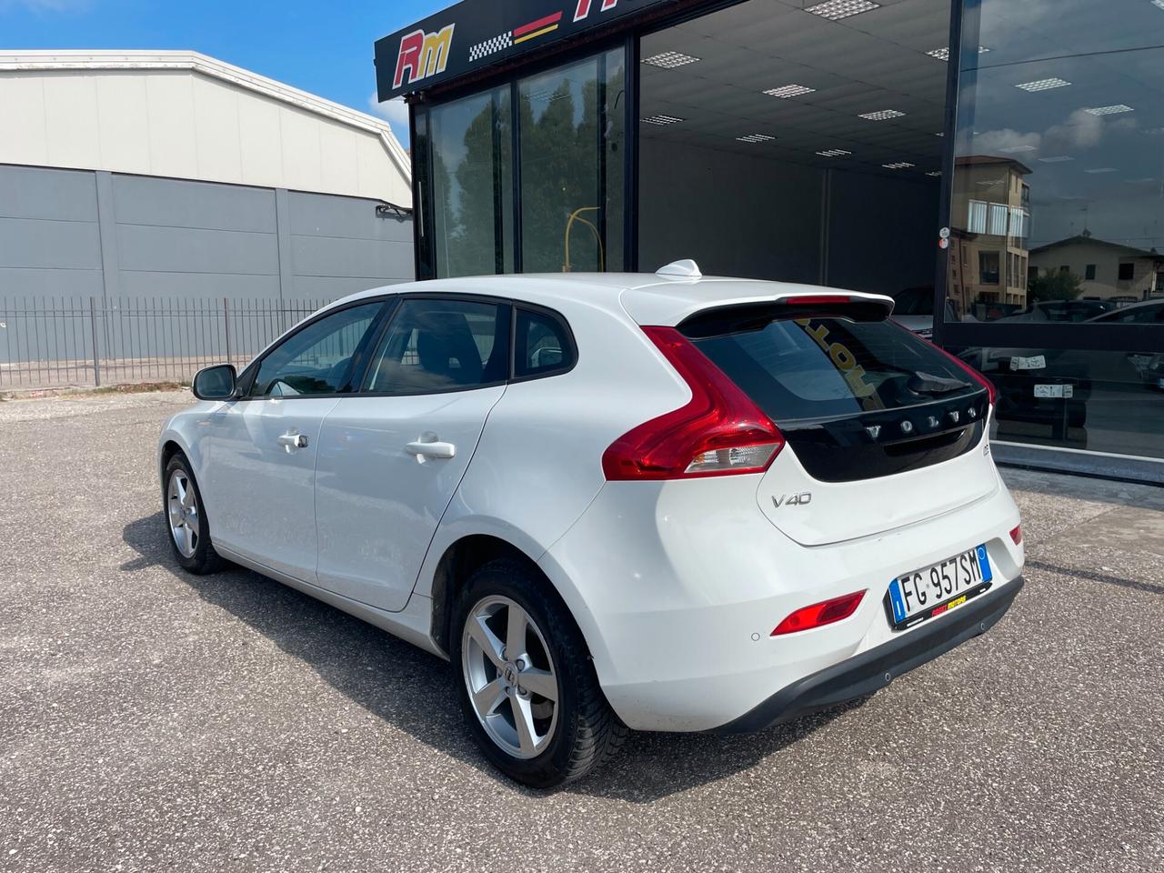Volvo V40 D2 Business ANCHE X NEOPATENTATI