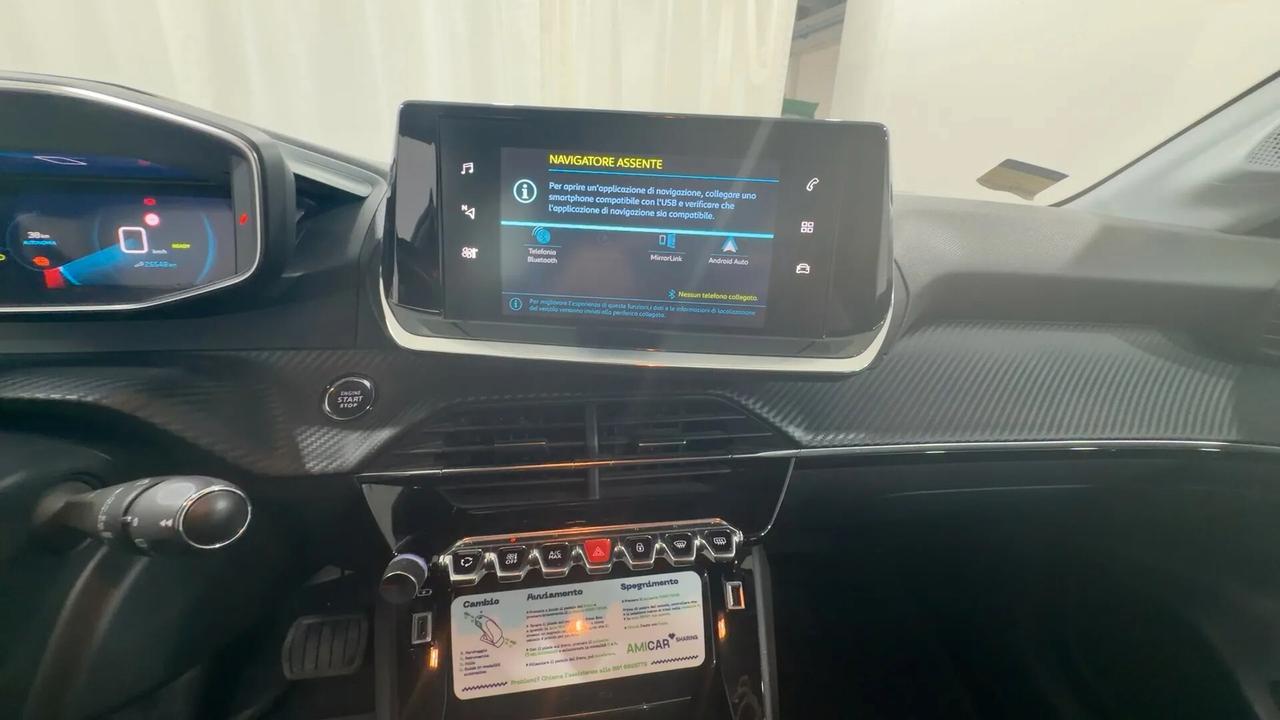 Peugeot 208 motore elettrico 136 CV 5 porte Allure