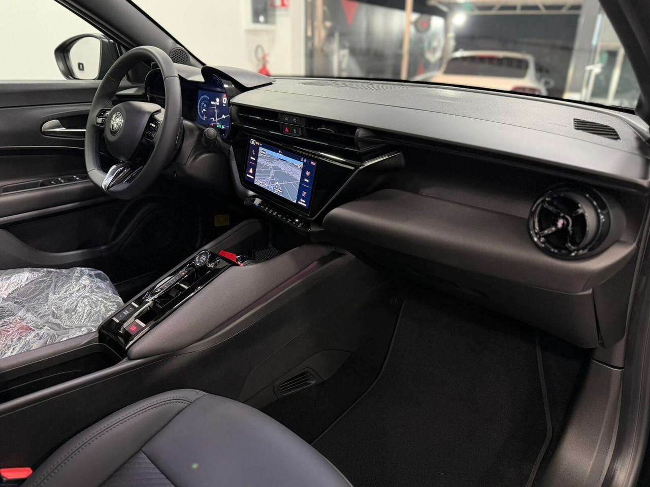 Alfa Romeo Junior 1.2 136 CV Hybrid eDCT6 Speciale